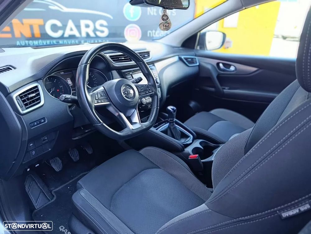 Nissan Qashqai 1.5 dCi N-Connecta J18 - 4