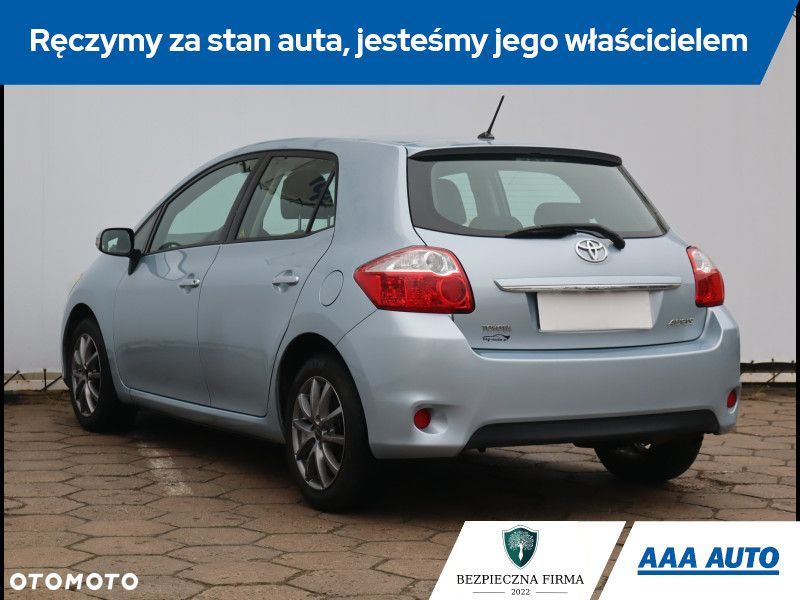 Toyota Auris - 5