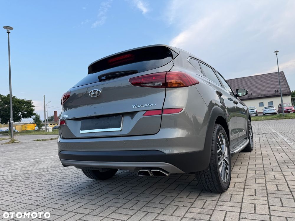 Hyundai Tucson 1.6 CRDi Comfort 2WD - 12