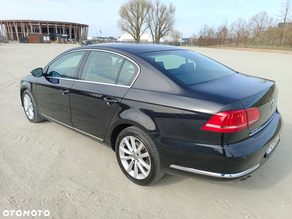 Volkswagen Passat 2.0 TDI Highline DSG - 3