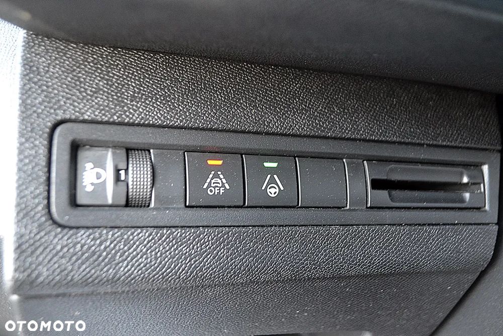 Peugeot 5008 BlueHDi 180 EAT8 Allure Pack - 38