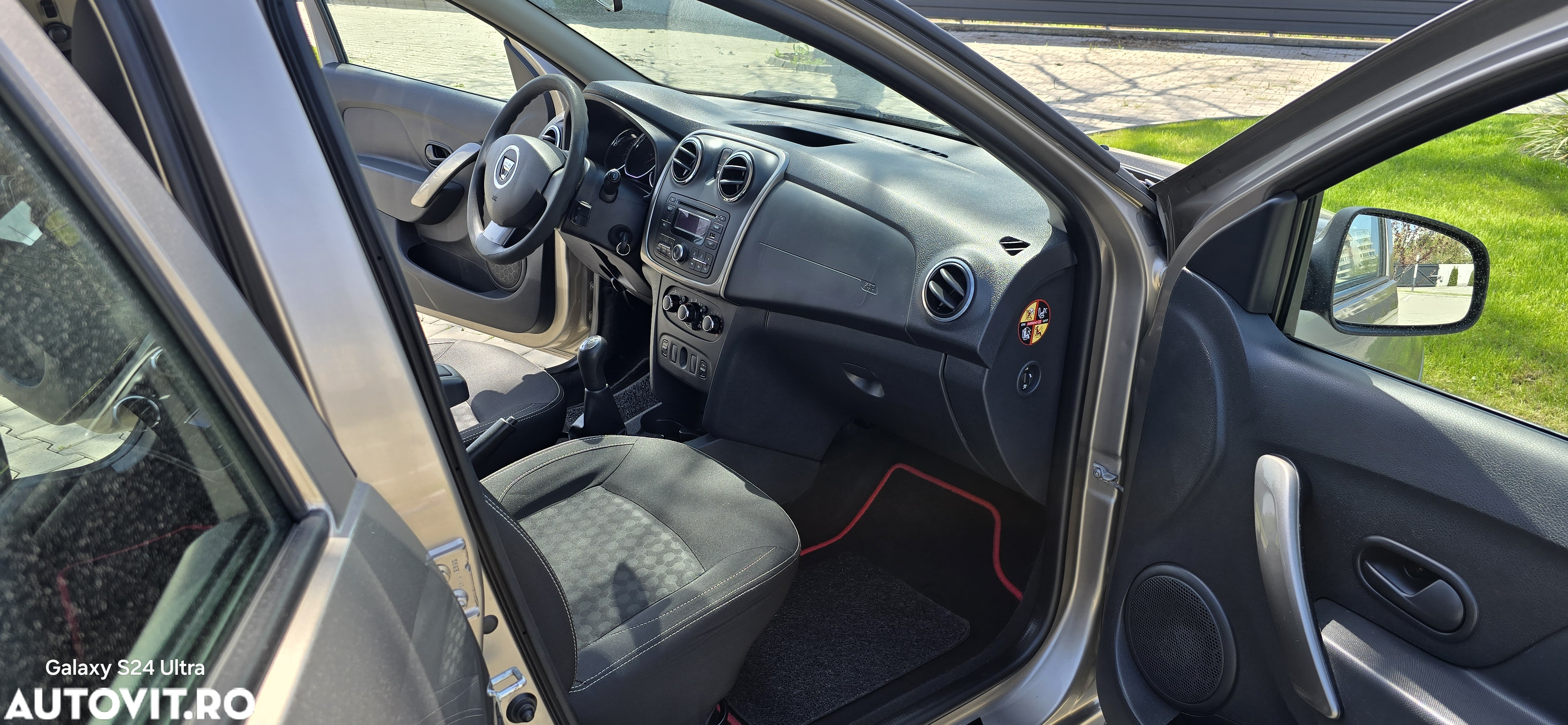 Dacia Logan MCV 1.2 16V 75 Laureate - 10