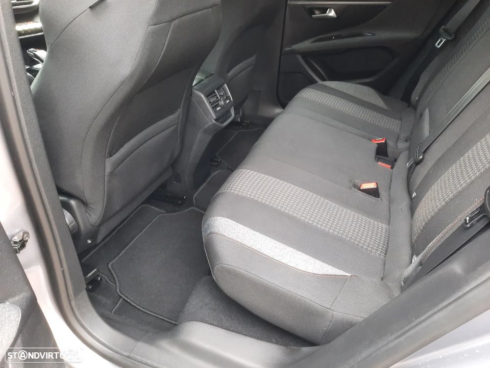 Peugeot 3008 1.6 BlueHDi Style EAT6 - 35