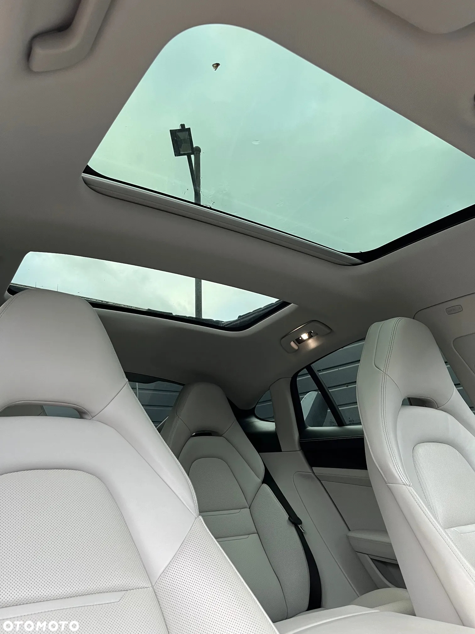 Porsche Panamera - 16