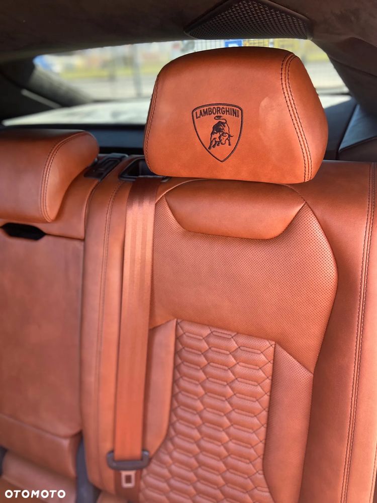 Lamborghini Urus - 9