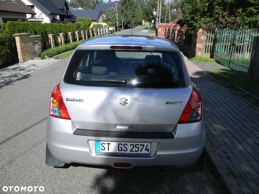 Suzuki Swift 1.3 DDiS Comfort - 17