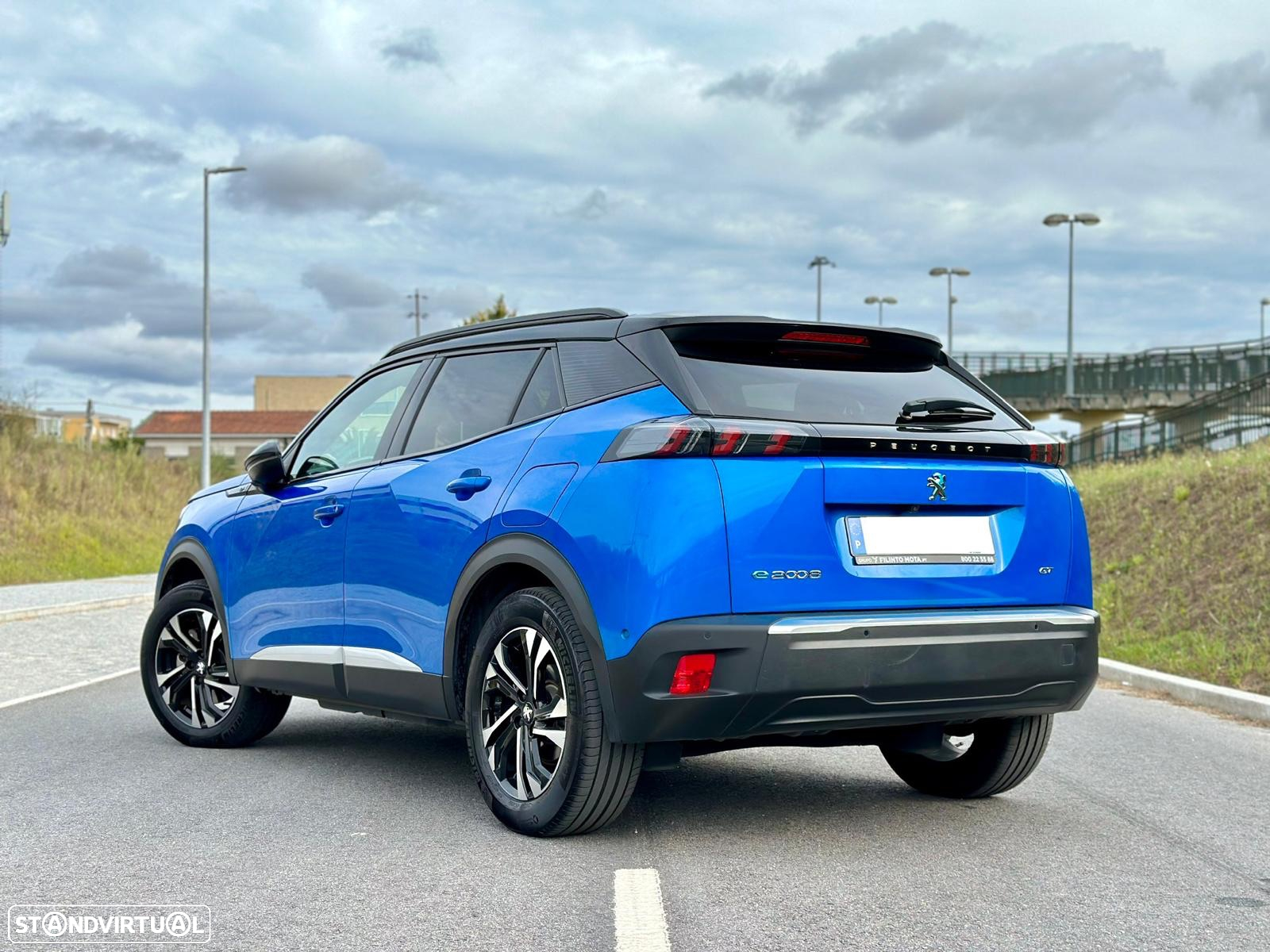 Peugeot e-2008 50 kWh GT Line - 7