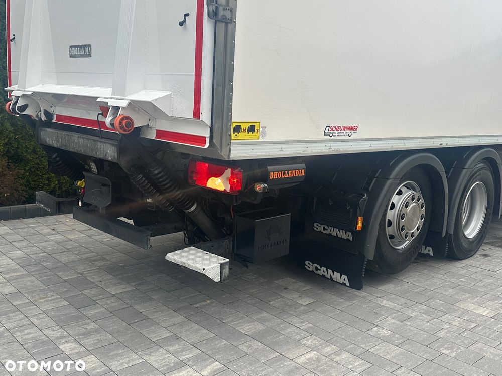 Scania / P360 / 6X2 / CHŁODNIA 7,7 m / Carrier / WINDA / - 23