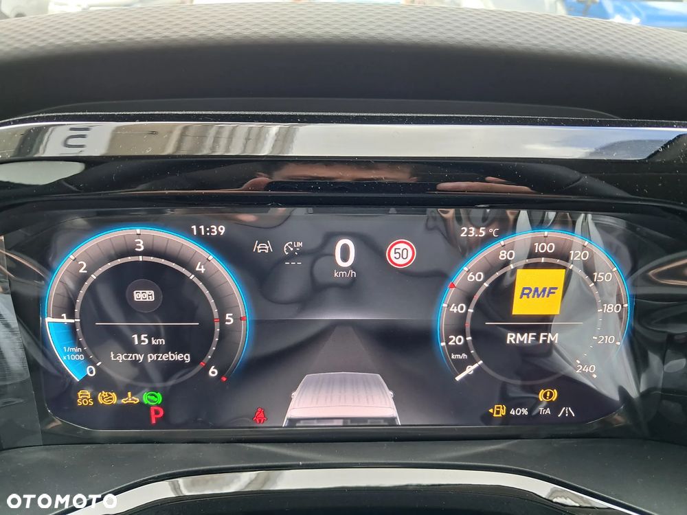 Volkswagen Multivan - 18