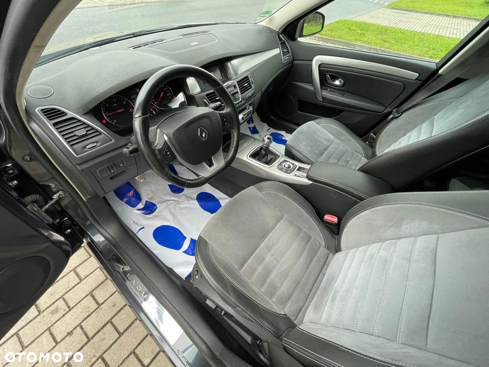 Renault Laguna Grandtour dCi 180 FAP Initiale - 9