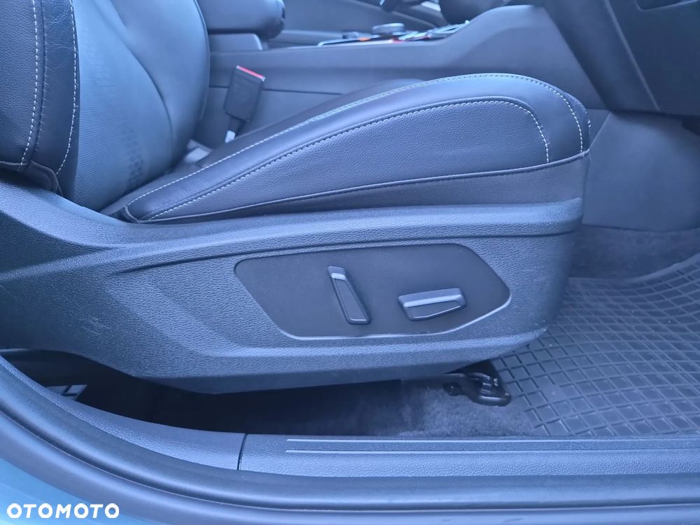 Kia Sportage 1.6 T-GDI HEV Business Line 4WD - 28