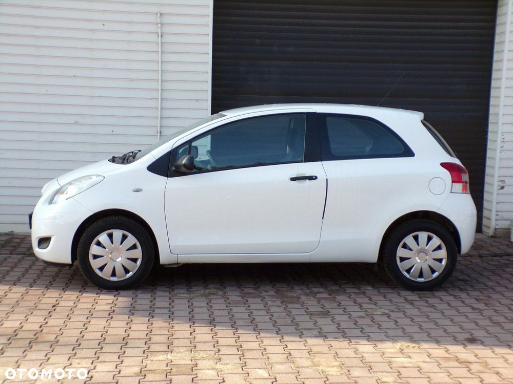 Toyota Yaris - 15