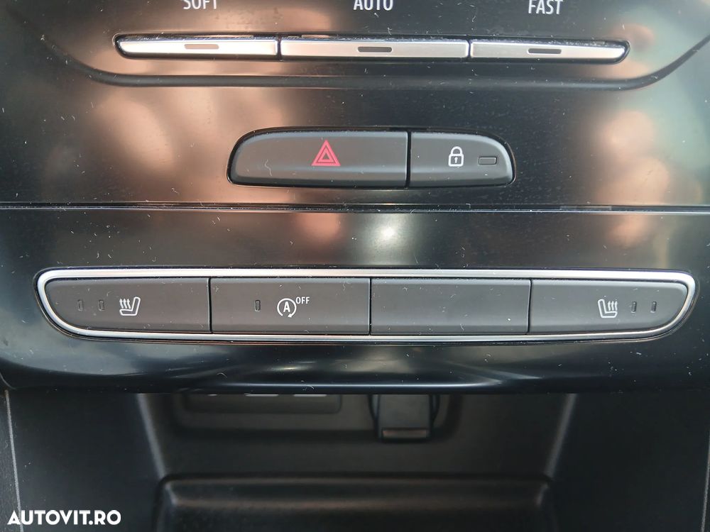 Renault Megane TCe 140 GPF Techno - 7