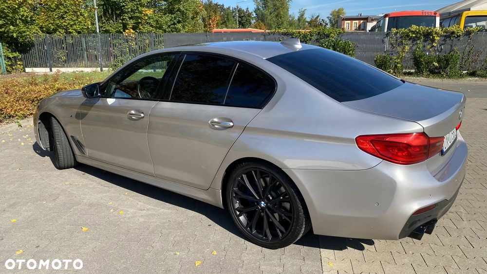 BMW Seria 5 M550i xDrive sport - 7