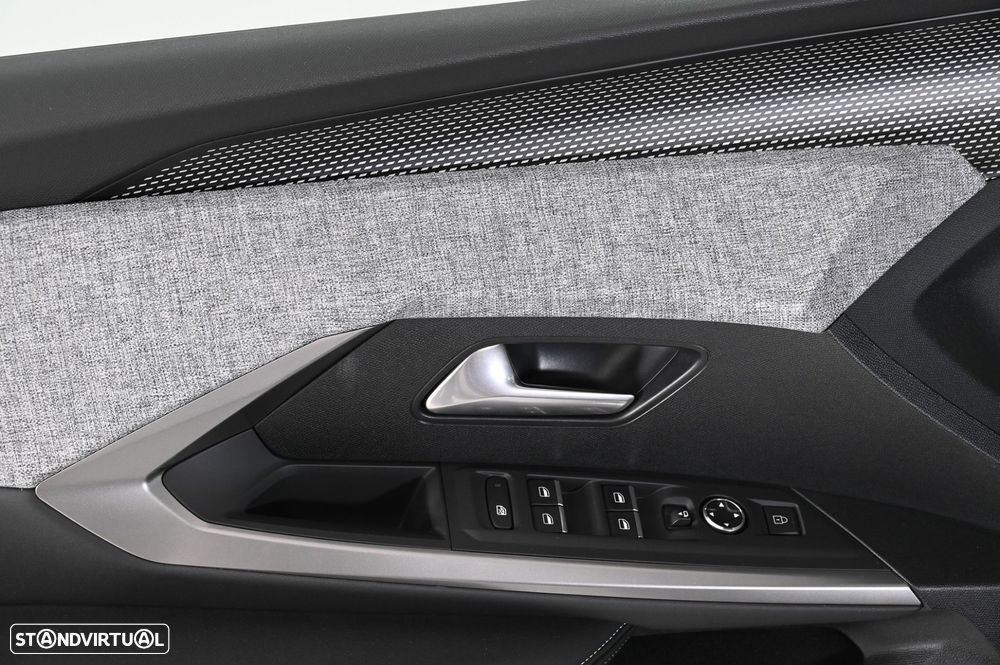 Peugeot 3008 1.2 Hybrid GT e-DCS6 - 23