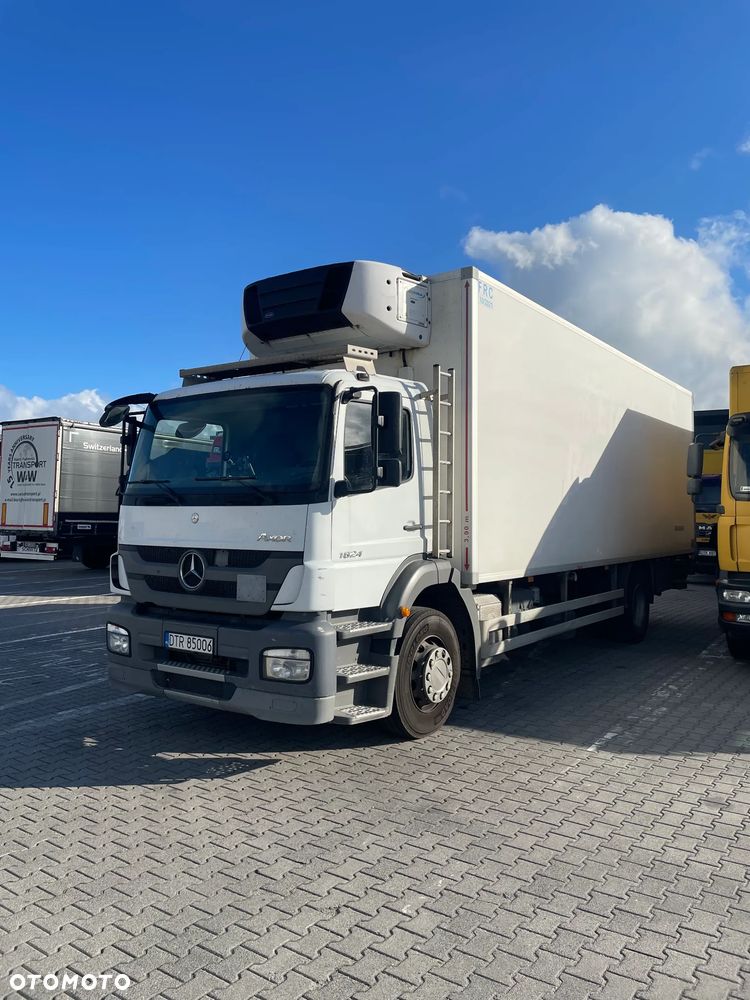 Mercedes-Benz AXOR - 2