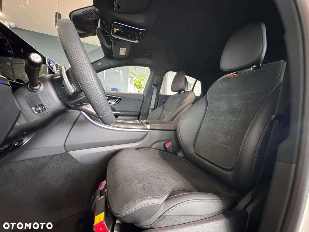 Mercedes-Benz GLC 300 mHEV 4-Matic AMG Line - 6