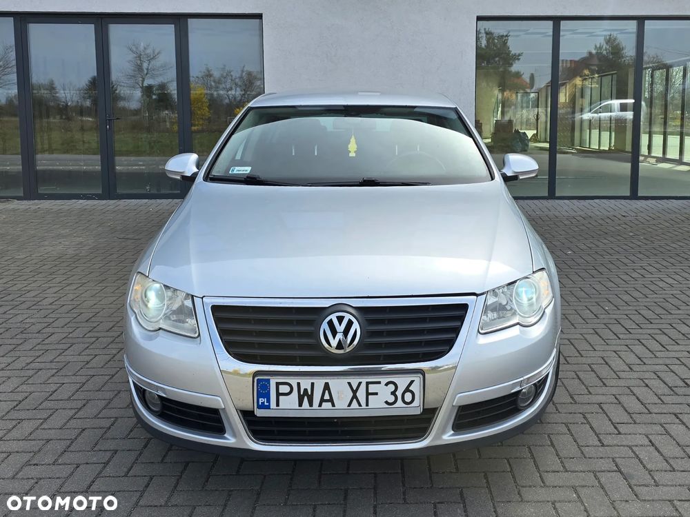 Volkswagen Passat 2.0 TDI Highline - 5