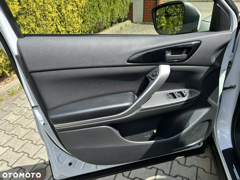 Mitsubishi Eclipse Cross - 25