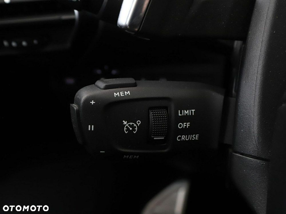 DS Automobiles DS 7 Crossback - 34