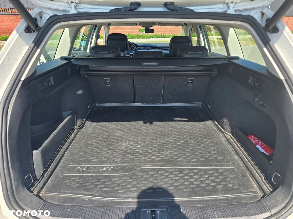 Volkswagen Passat Alltrack 2.0 TDI SCR 4Motion DSG - 21