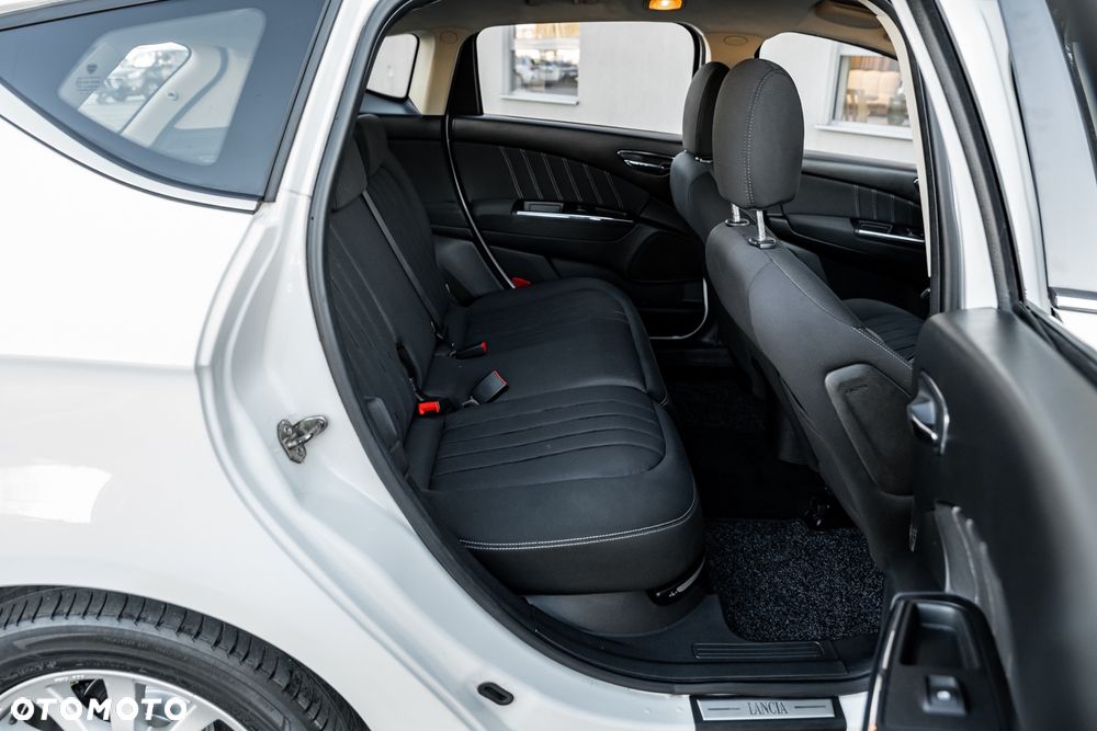 Lancia Delta 1.4 T-Jet Steel - 20