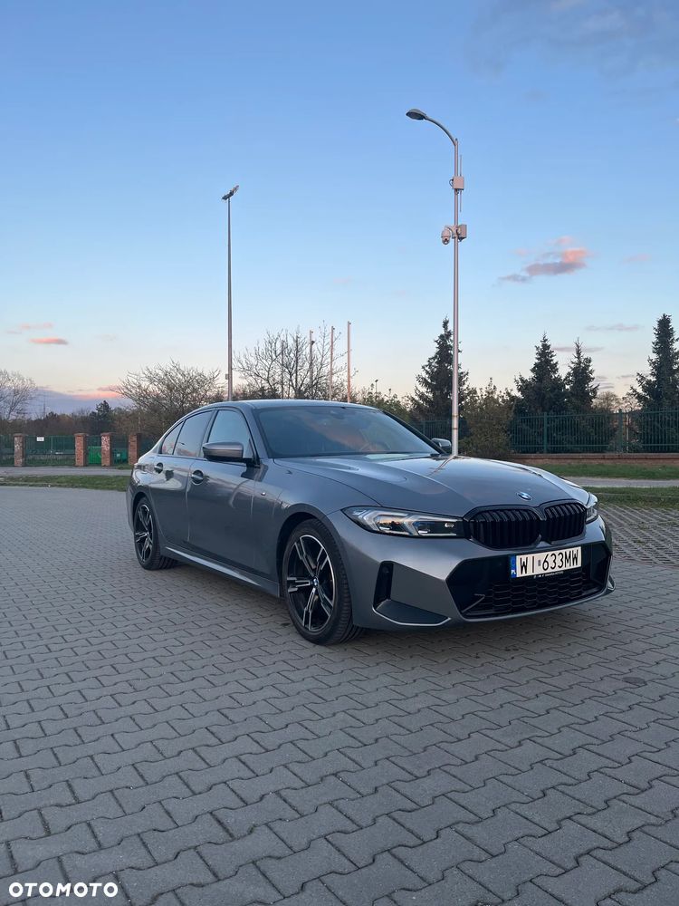 BMW Seria 3 320d M Sport - 3