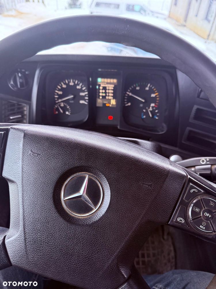 Mercedes-Benz AROCS - 9