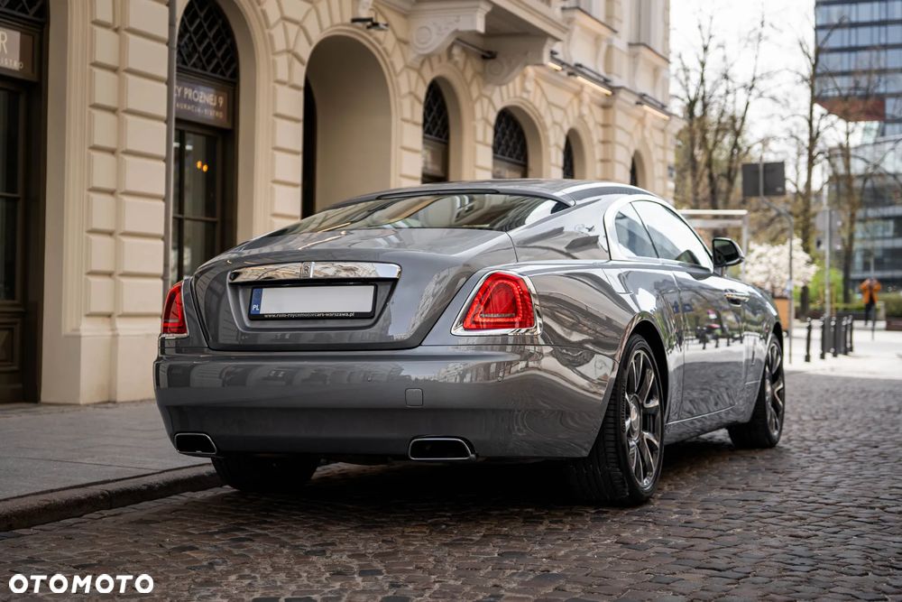 Rolls-Royce Wraith - 12