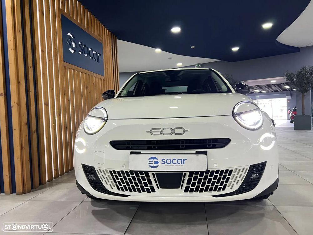 Fiat 600e 54 kWh (RED) - 4