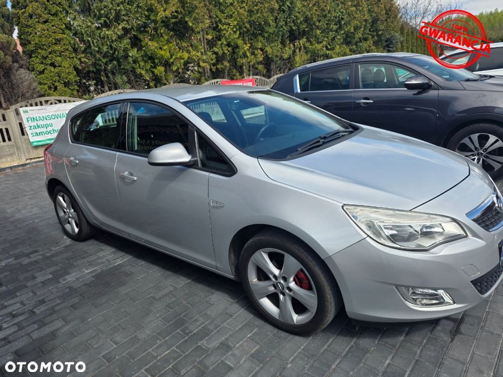 Opel Astra - 11