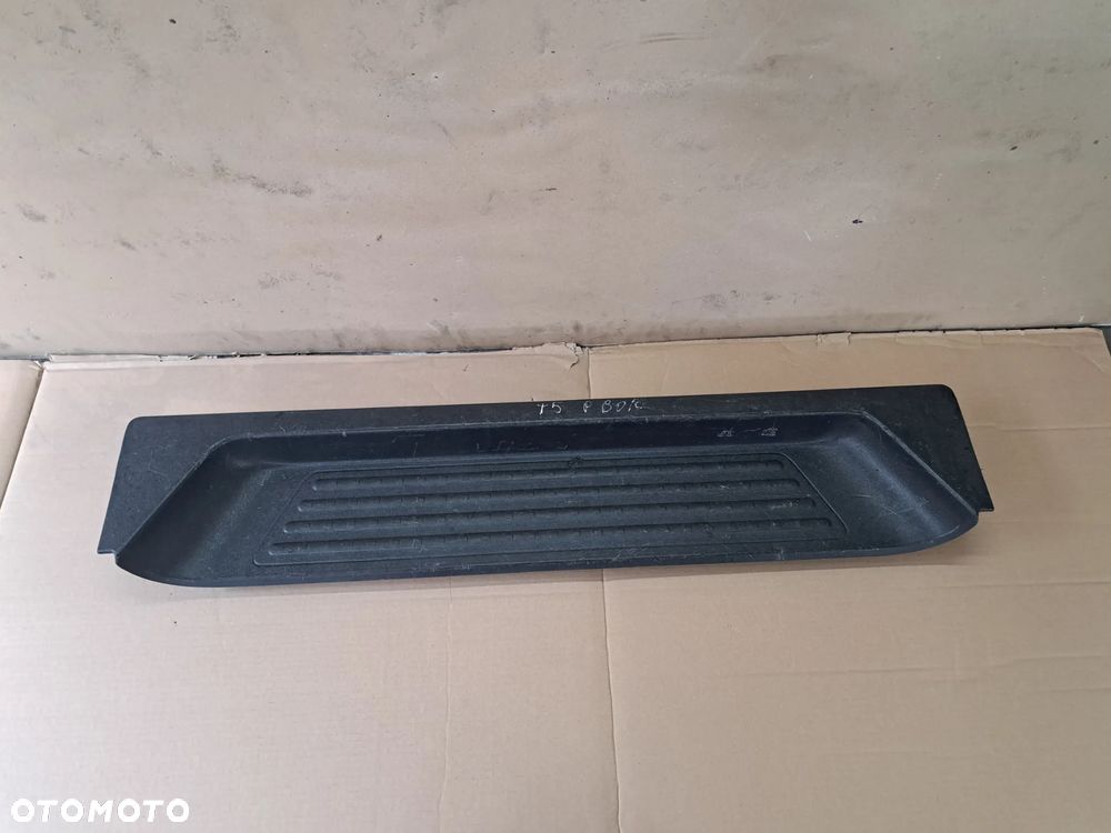 Volkswagen Transporter T5 stopień prawy boczny próg - 1