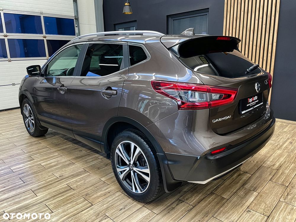 Nissan Qashqai 1.2 DIG-T N-Connecta EU6 - 10
