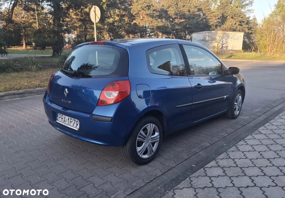Renault Clio - 5