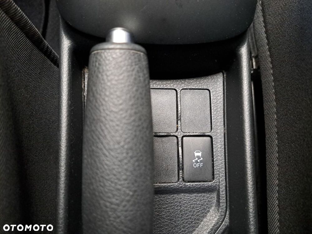 Toyota Yaris 1.5 Premium - 29