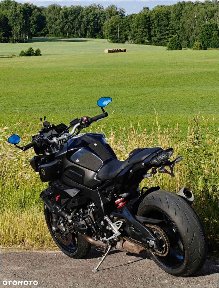 Yamaha MT - 2