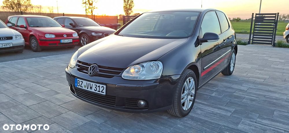 Volkswagen Golf 1.6 Goal - 1