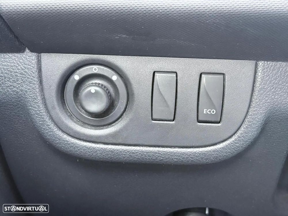 Dacia Sandero 1.5 dCi Stepway - 33