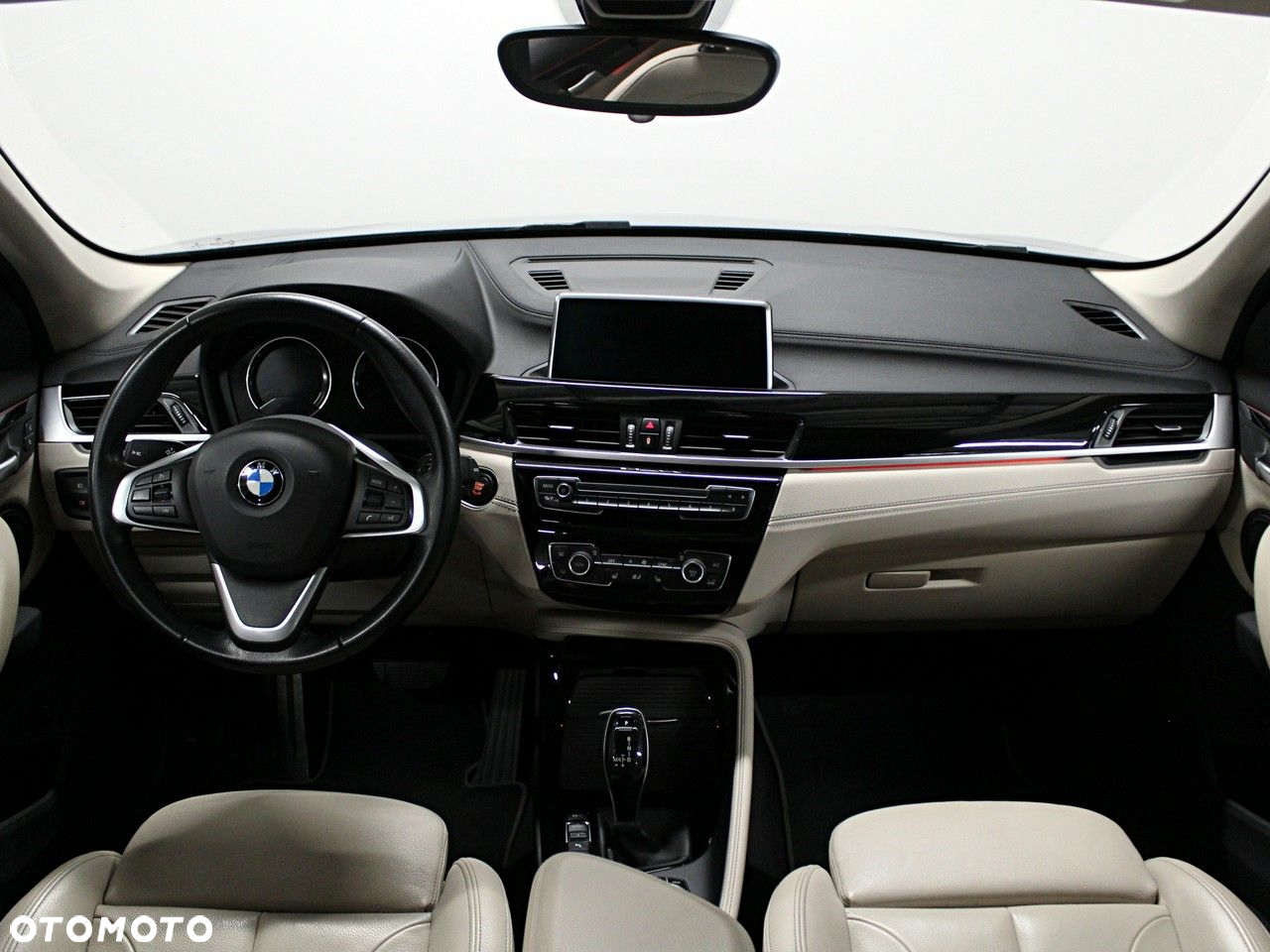 BMW X1 sDrive18d xLine sport - 14