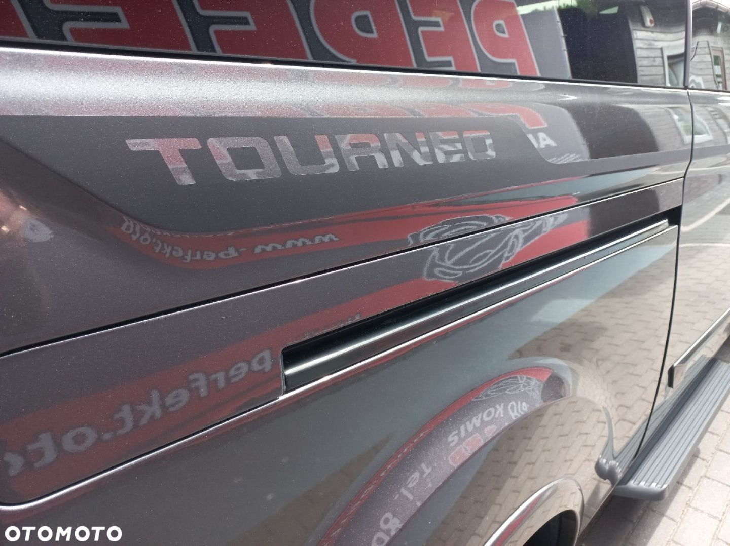 Ford Tourneo Custom - 10