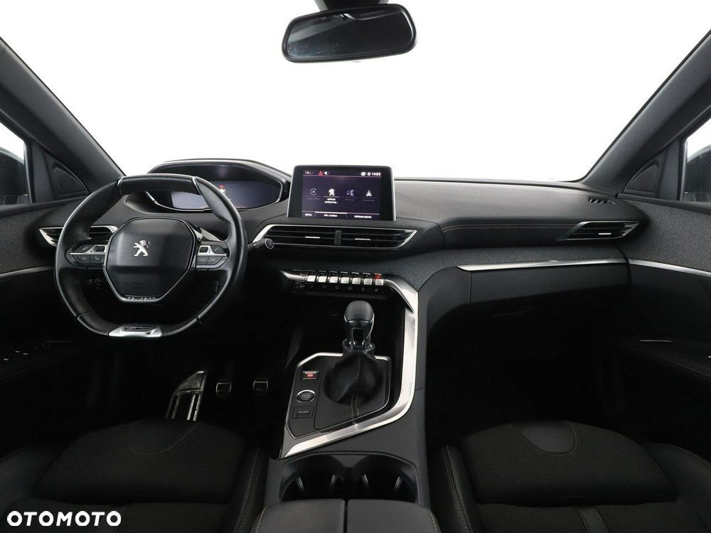 Peugeot 3008 1.2 PureTech GT S&S - 11