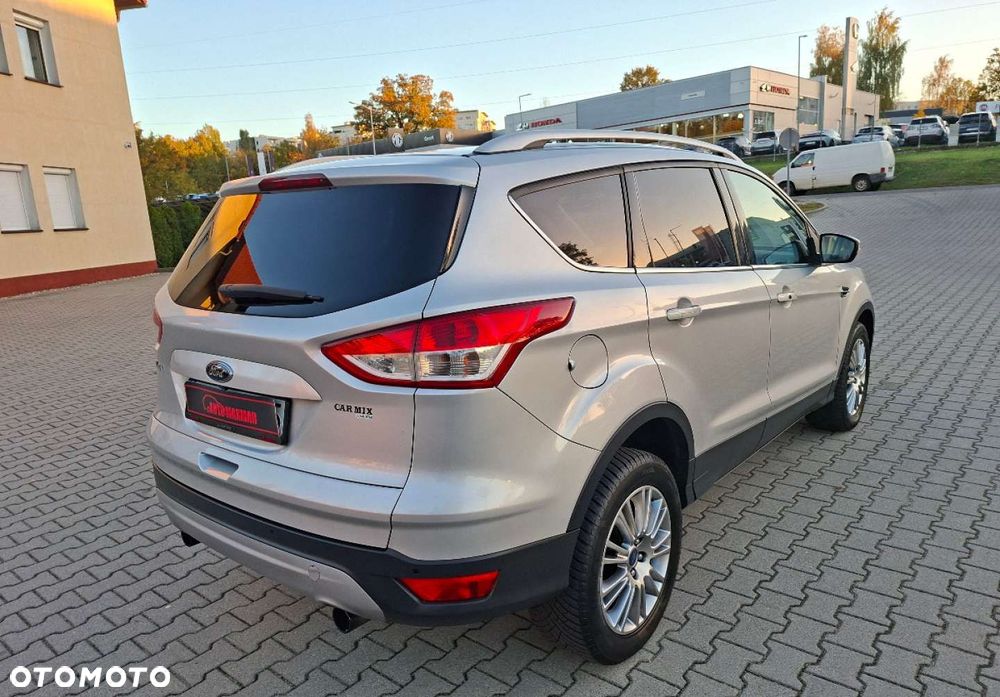 Ford Kuga - 8
