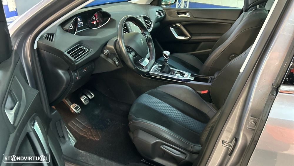 Peugeot 308 1.2 PureTech GT - 9