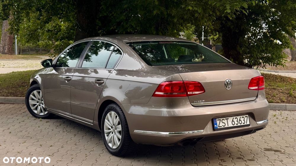 Volkswagen Passat 1.8 TSI Exclusive - 3