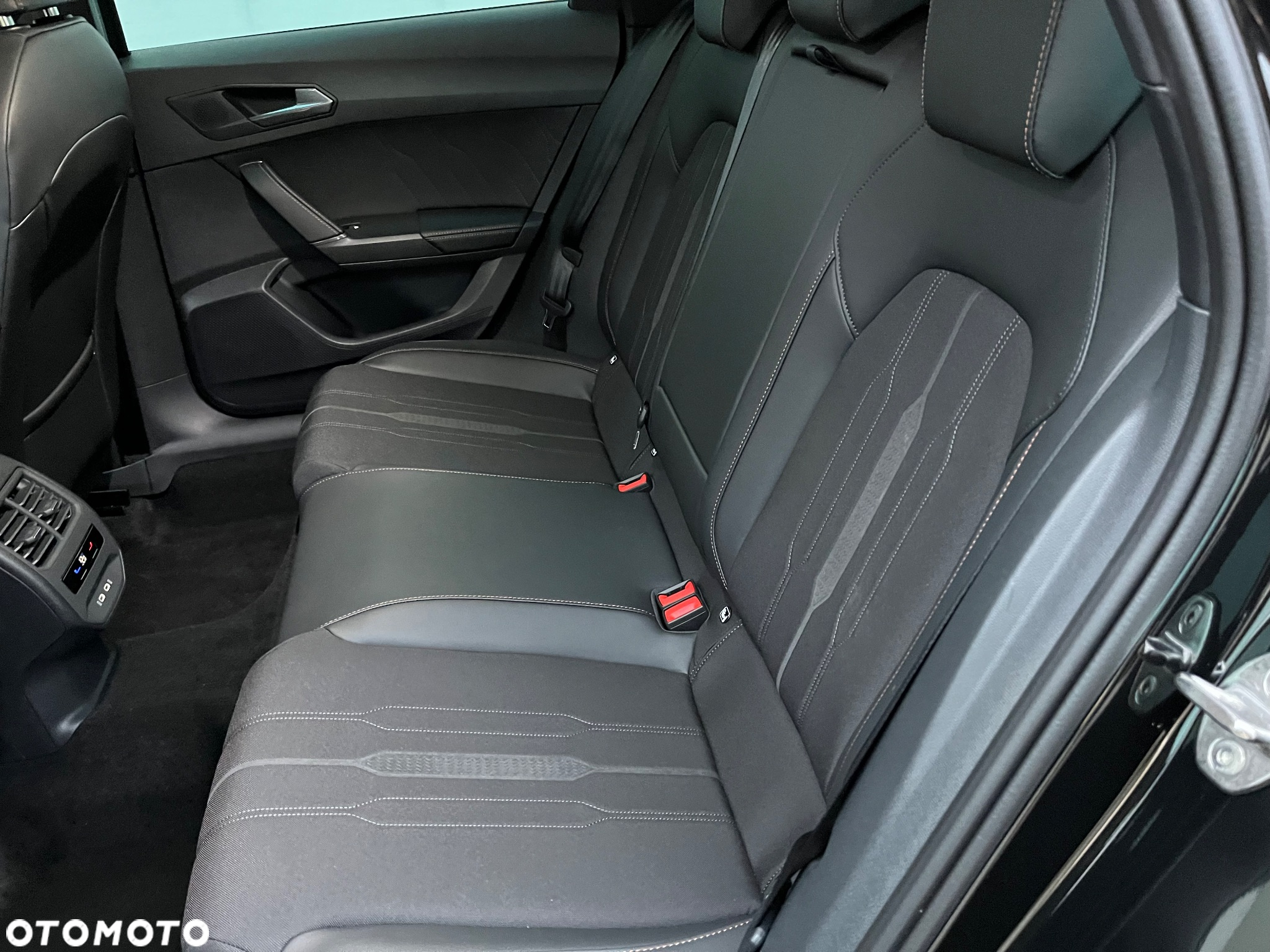 Cupra Leon Sportstourer 1.5 eTSI DSG - 24