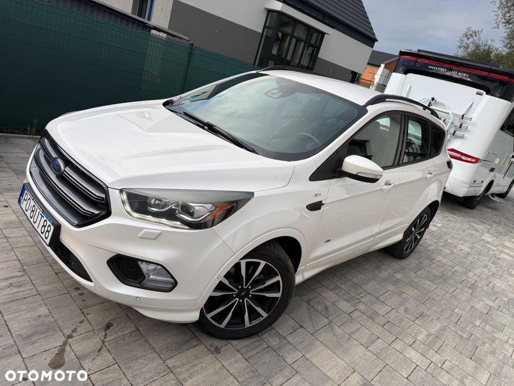 Ford Kuga 2.0 TDCi 4x4 ST-Line - 23