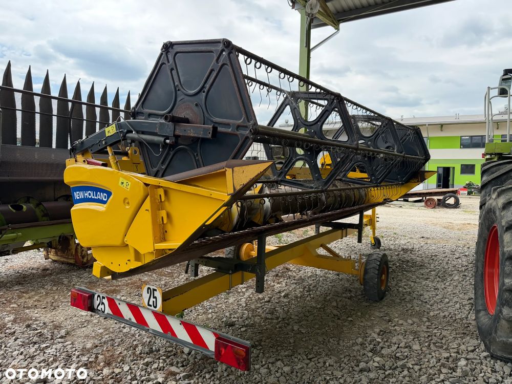 New Holland CX 8040 4x4 - 25