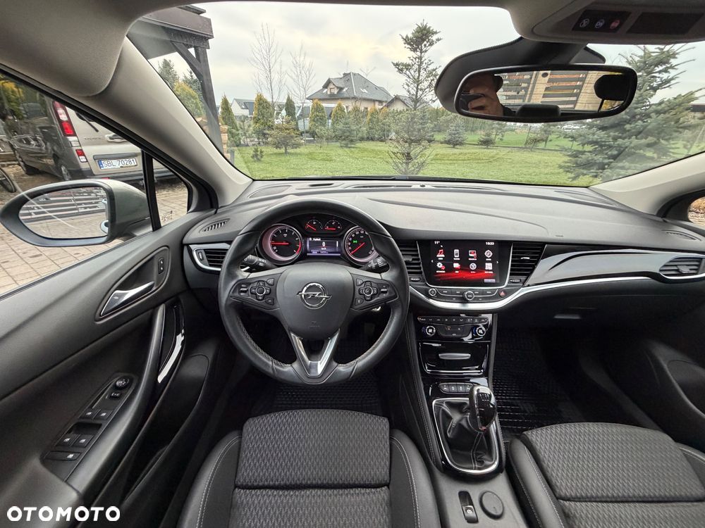 Opel Astra 1.4 Turbo Innovation - 15