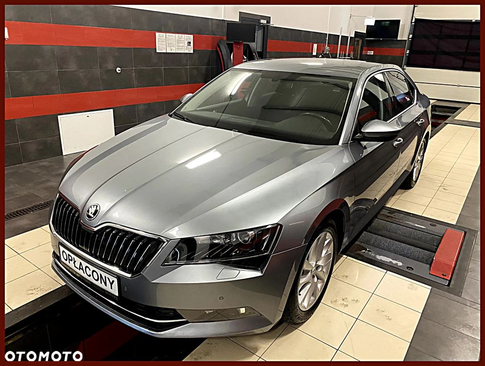 Skoda Superb 2.0 TDI Sportline DSG - 1