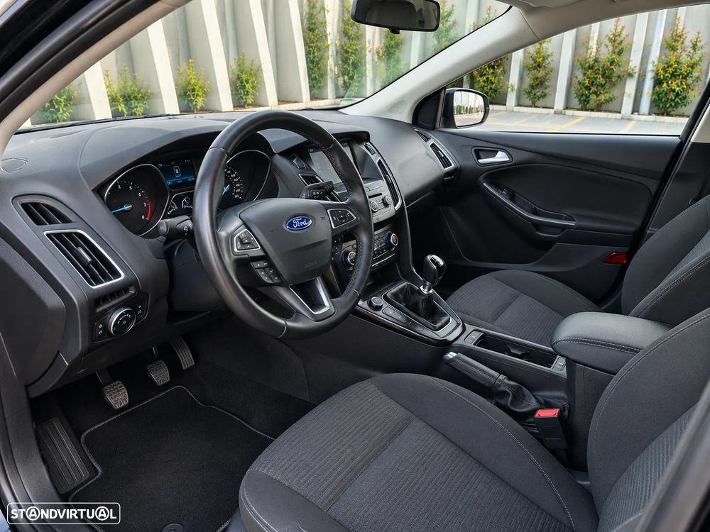 Ford Focus - 7